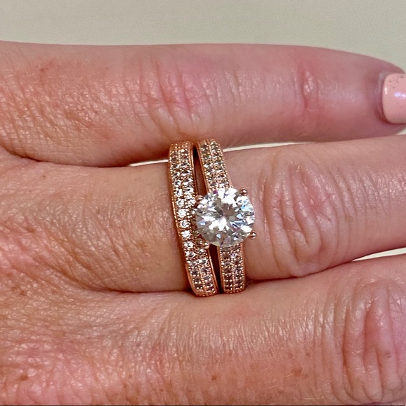 18k Rose Gold Filled Simulated Diamond Bridal Set - Picture 10 of 11